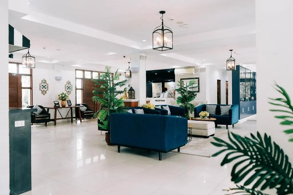 The Mansion Hotel Mabalacat 4*,