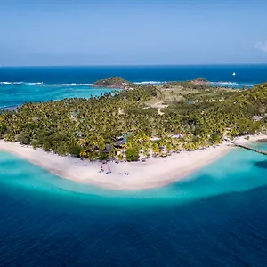 & 4*, Palm Island Saint Vincent and the Grenadines